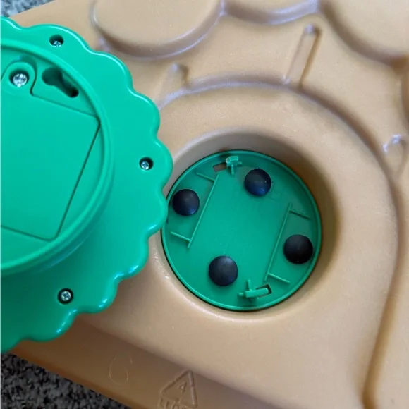 Step2 My First Gingerbread House Toy Set with Candy Pieces - Picture 8 of 9